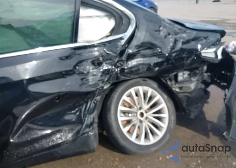 2022 BMW 530 I z USA, uszkodzony, nr VIN WBA53BH02NWX41989